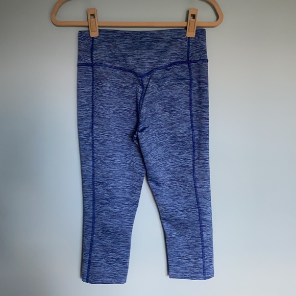 NWOT Nike Dri-Fit Exercise Capri Leggings Size S - Picture 4 of 5